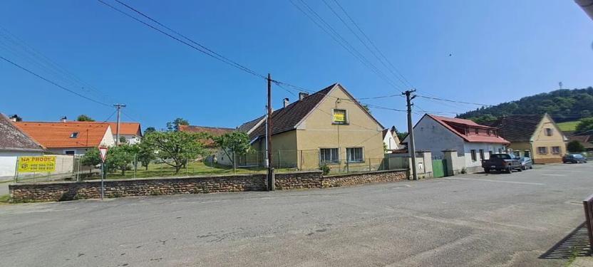Prodej rodinného domu, Nezamyslice, 300 m2