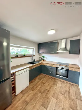 Prodej rodinného domu, Tetín, V Rybářích, 130 m2