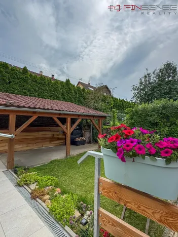 Prodej rodinného domu, Tetín, V Rybářích, 130 m2