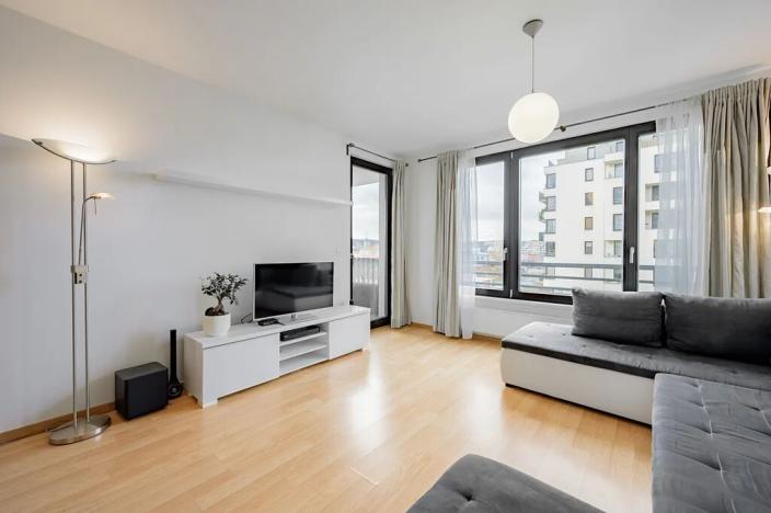 Pronájem bytu 2+kk, Praha - Vysočany, Sousedíkova, 58 m2