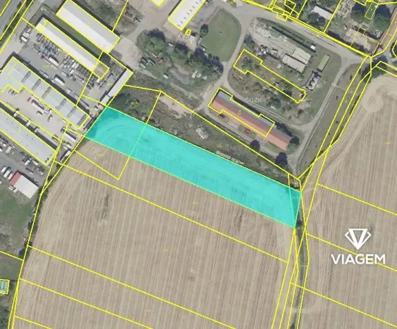 Prodej podílu pole, Velim, 1760 m2