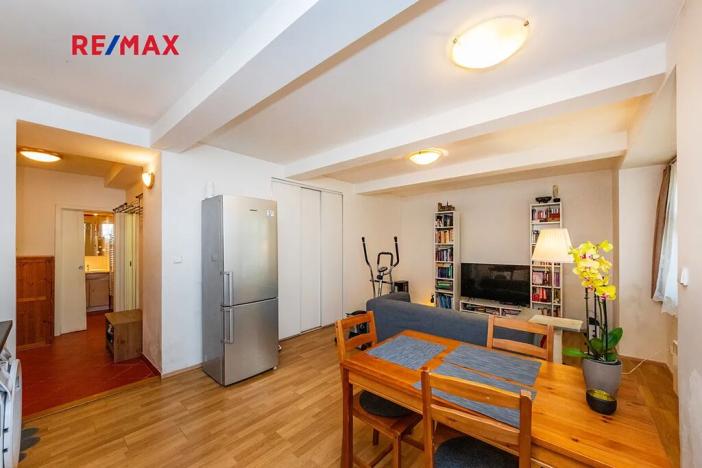 Prodej bytu 2+kk, Praha - Podolí, Doudova, 50 m2