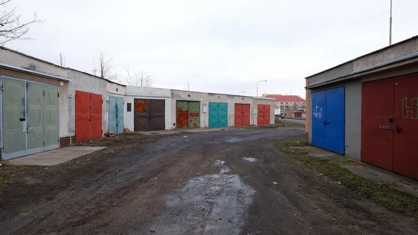 Pronájem garáže, Chomutov, Spořická, 20 m2