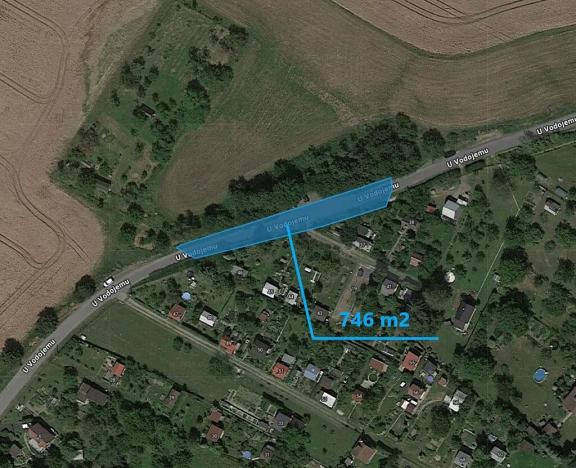 Prodej podílu pole, Kopřivnice, 373 m2