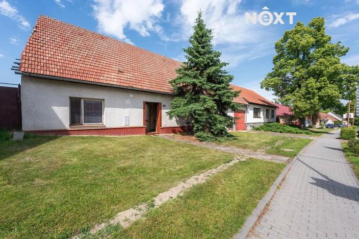 Prodej pozemku pro bydlení, Drnholec, nám. Svobody, 2111 m2