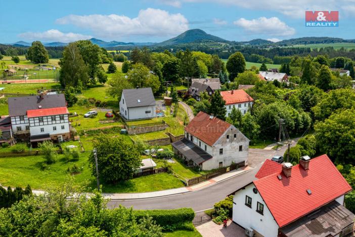 Prodej rodinného domu, Janov, 268 m2