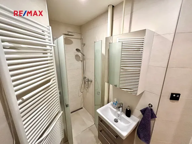 Pronájem kanceláře, Praha - Vinohrady, Kolínská, 127 m2