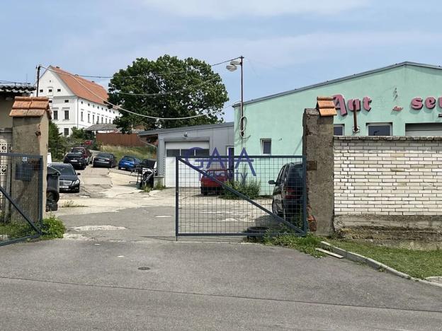 Prodej výrobních prostor, Strážovice, 450 m2