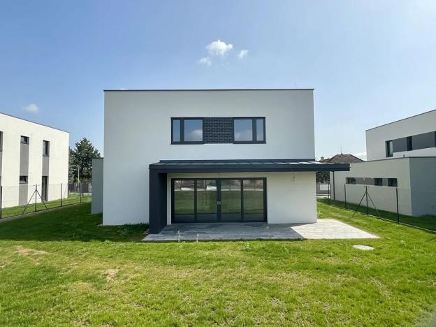 Prodej vily, Praha - Březiněves, Vraní, 242 m2