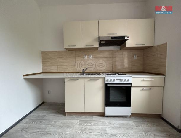 Pronájem bytu 1+1, Chomutov, Kadaňská, 38 m2