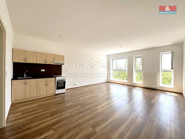 Pronájem bytu 1+kk, Lovosice, Osvoboditelů, 40 m2