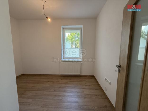 Prodej bytu 3+kk, Třebechovice pod Orebem, Masarykovo náměstí, 65 m2