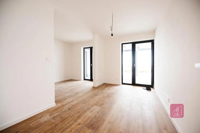 Prodej bytu 4+kk, Mokrá-Horákov, 125 m2