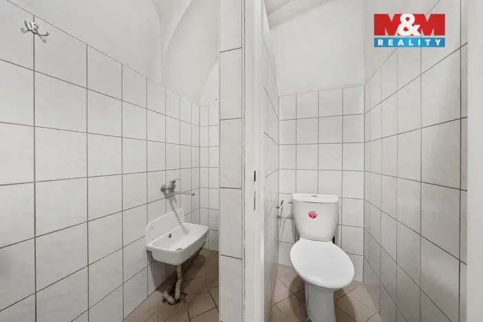 Prodej obchodního prostoru, Česká Lípa, Žižkova, 773 m2