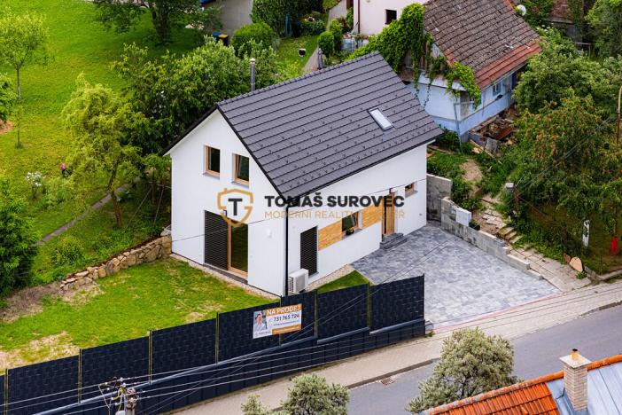 Prodej rodinného domu, Valašské Klobouky, Sychrov, 98 m2
