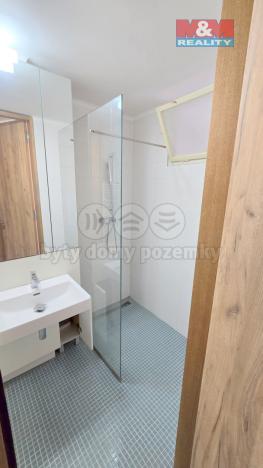 Pronájem bytu 2+1, Praha - Košíře, Kvapilova, 58 m2