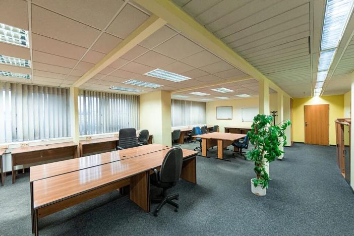 Pronájem kanceláře, Praha - Vysočany, Freyova, 115 m2