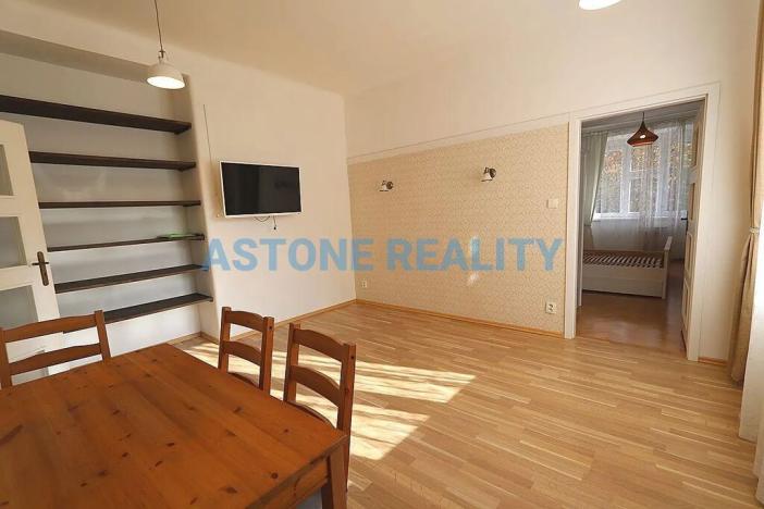 Pronájem bytu 2+kk, Praha - Holešovice, Dělnická, 46 m2