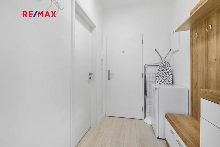 Prodej bytu 1+kk, Praha - Vysočany, Poděbradská, 23 m2