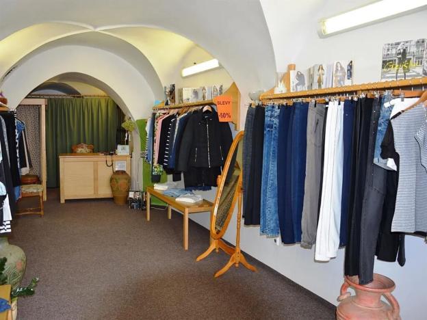 Pronájem obchodního prostoru, Jihlava, Husova, 36 m2