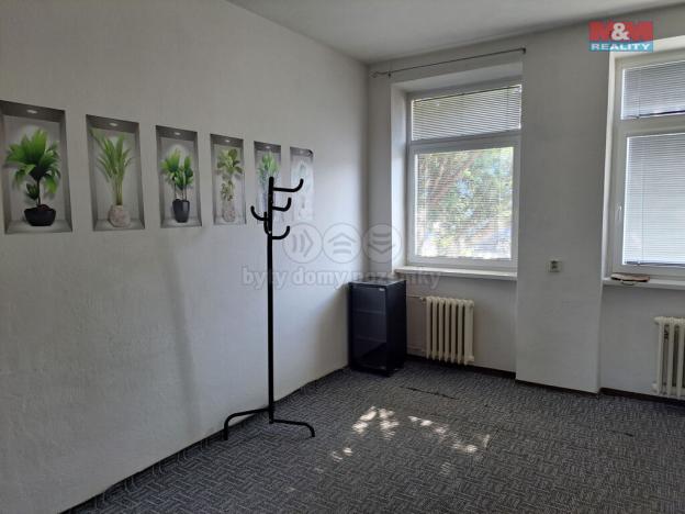 Pronájem kanceláře, Brno - Černovice, Hájecká, 70 m2