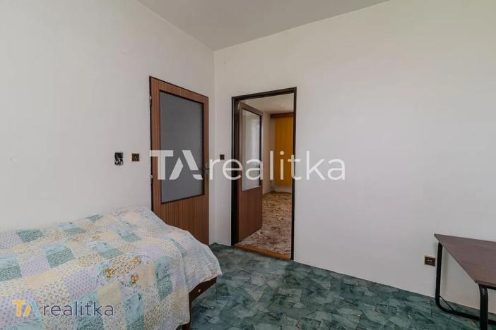 Prodej rodinného domu, Ženklava, 360 m2