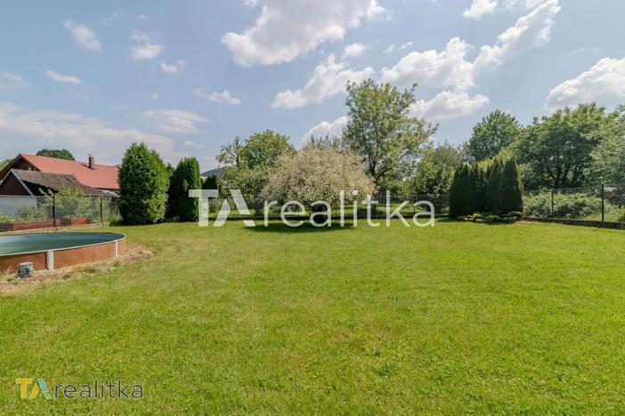 Prodej rodinného domu, Ženklava, 360 m2