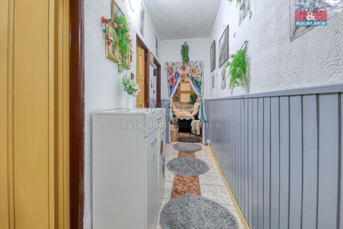 Prodej bytu 2+1, Bor, Sokolská, 55 m2