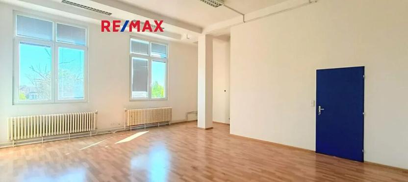 Pronájem kanceláře, Praha - Kobylisy, Horňátecká, 44 m2