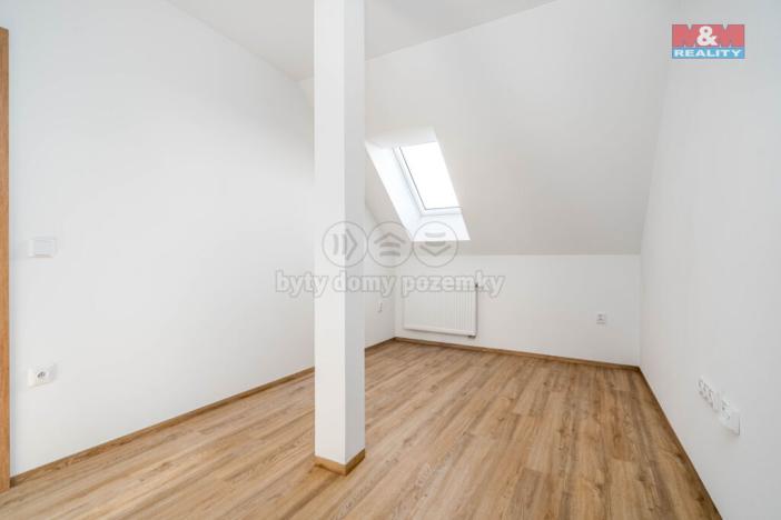 Prodej bytu 3+kk, Třebechovice pod Orebem, Masarykovo náměstí, 94 m2