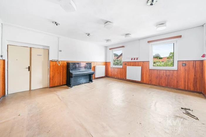 Prodej ubytování, Zálezly, 900 m2