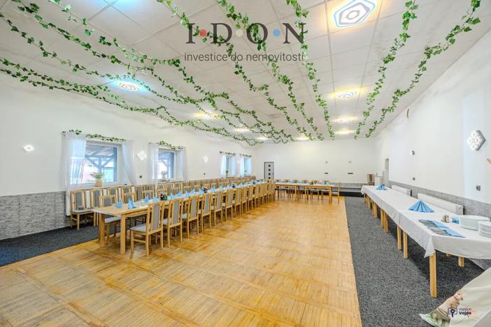 Prodej restaurace, Kozlovice, 500 m2