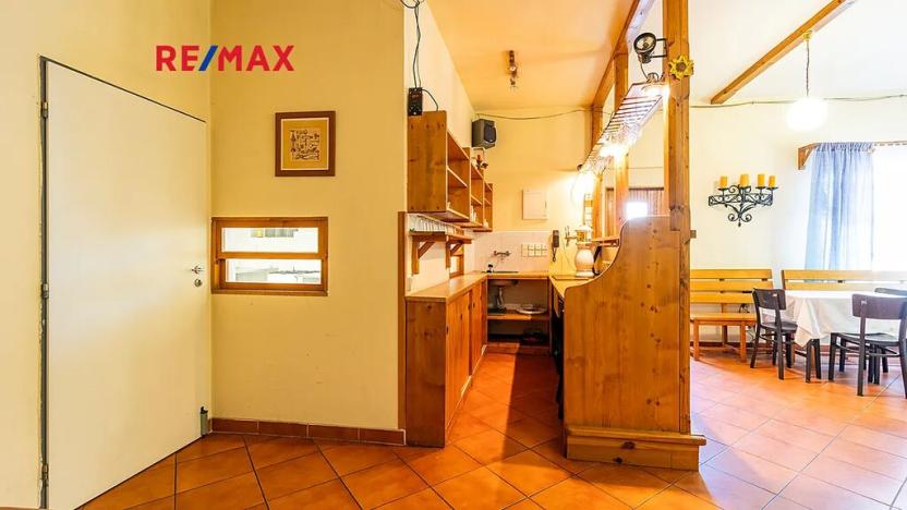 Prodej ubytování, Doksy, 611 m2