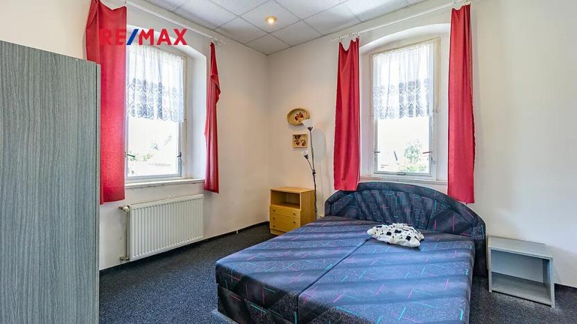 Prodej vícegeneračního domu, Doksy, 611 m2