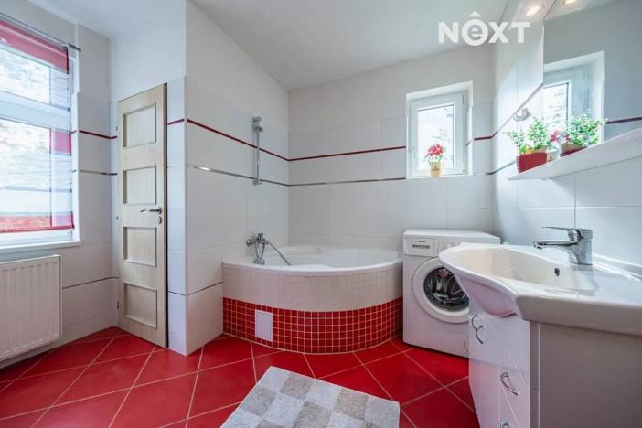 Prodej vícegeneračního domu, Kácov, 320 m2