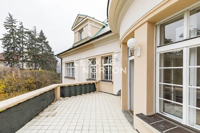 Pronájem bytu 6+kk a větší, Praha - Střešovice, Slunná, 246 m2