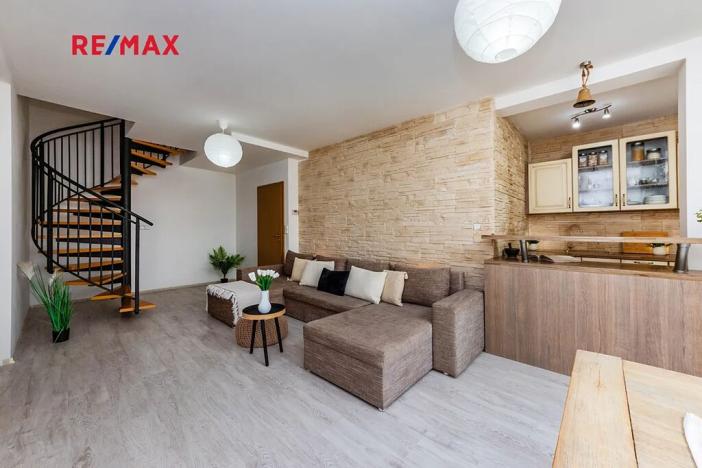 Prodej bytu 4+kk, Psáry, Sídl. Štědřík, 99 m2