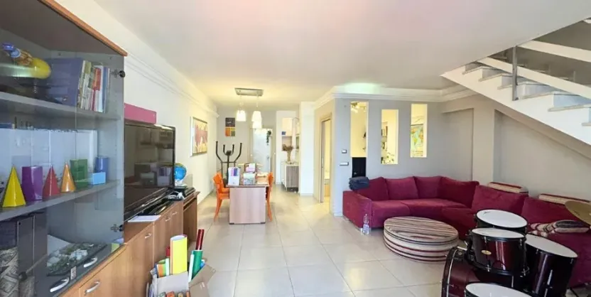 Prodej bytu 4+1, Scalea, Itálie, 100 m2
