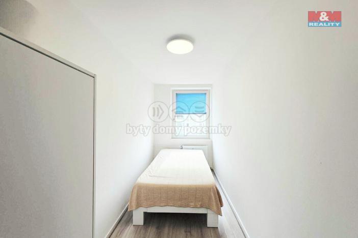 Prodej bytu 3+1, Praha - Chodov, Bachova, 68 m2