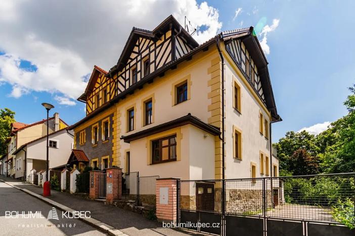Pronájem bytu 2+kk, Tábor, Zbyňkova, 53 m2