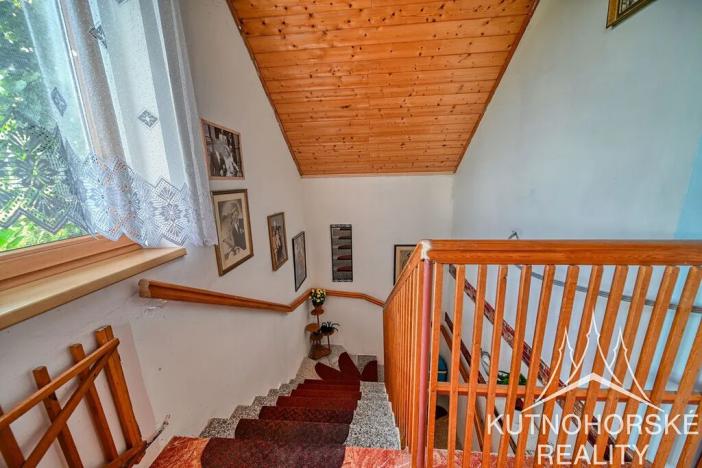 Prodej rodinného domu, Červené Janovice, 144 m2