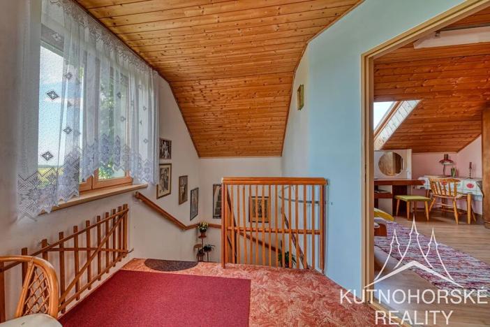 Prodej rodinného domu, Červené Janovice, 144 m2