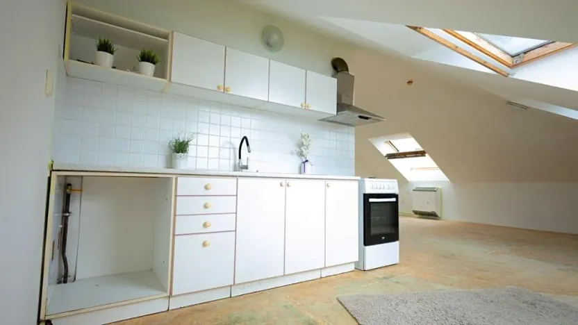 Pronájem bytu 1+kk, Beroun, Česká, 39 m2