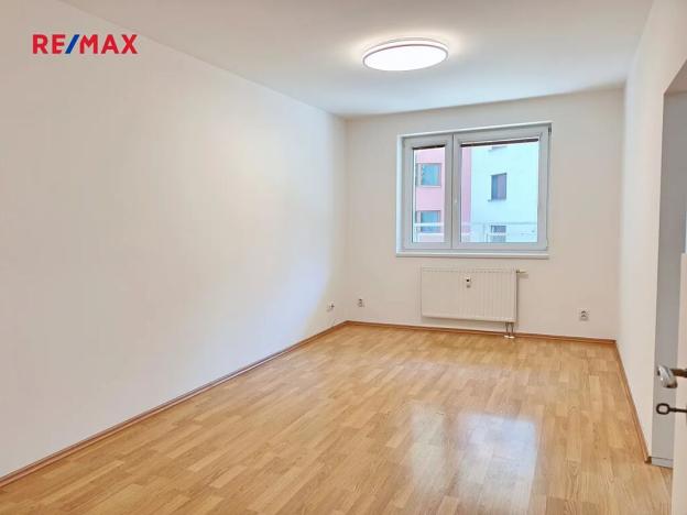 Prodej bytu 2+kk, Praha - Libeň, V zahradách, 60 m2