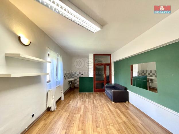 Pronájem obchodního prostoru, Žatec, 34 m2