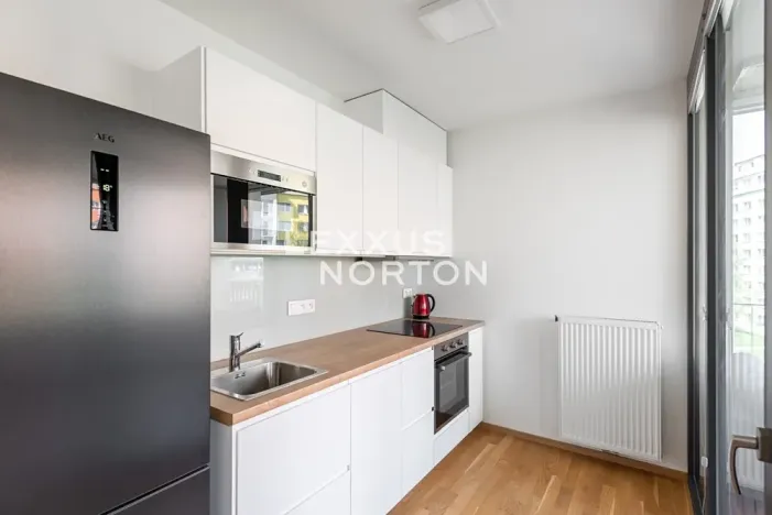 Pronájem bytu 2+kk, Praha - Střížkov, Střížkovská, 54 m2