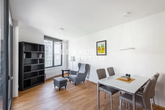 Pronájem bytu 2+kk, Praha - Střížkov, Střížkovská, 54 m2