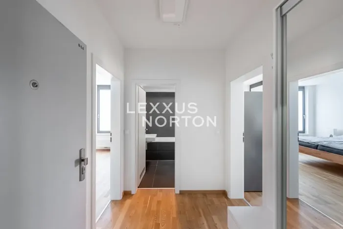 Pronájem bytu 2+kk, Praha - Střížkov, Střížkovská, 54 m2