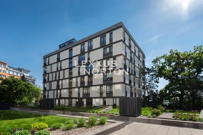 Pronájem bytu 2+kk, Praha - Střížkov, Střížkovská, 54 m2