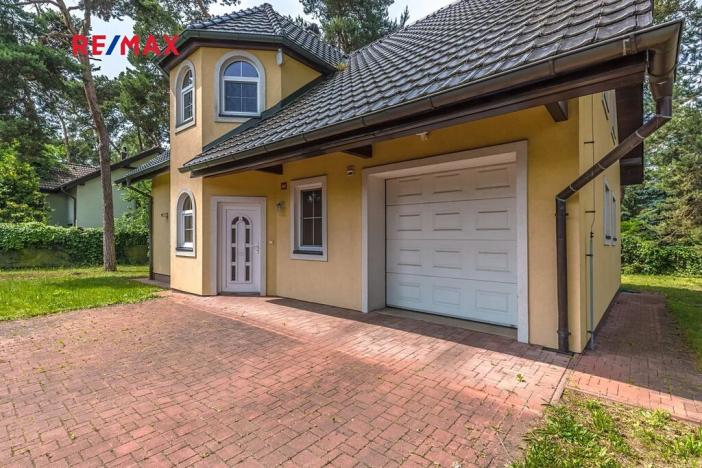 Pronájem rodinného domu, Lhota, K Lesnu, 205 m2